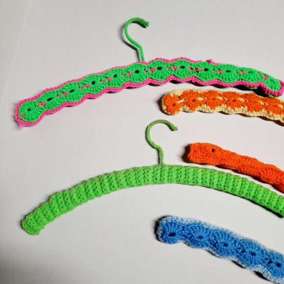 Lot Of 5 Vtg Handmade Crochet Wood Hangers Granny Core Multicolored 17” - Picture 3 of 7